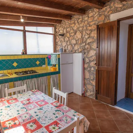 Cala Uccello Ferienhaus Lampedusa