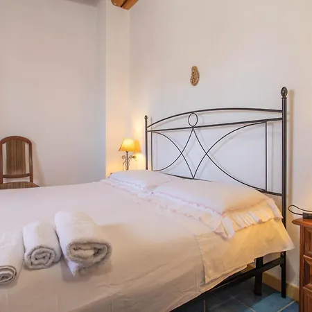 Cala Uccello Tatil Evi